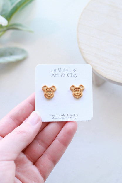 Mickey Snack Studs